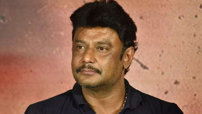 hero darshan manager commits suicide in the form house left a note ksr 