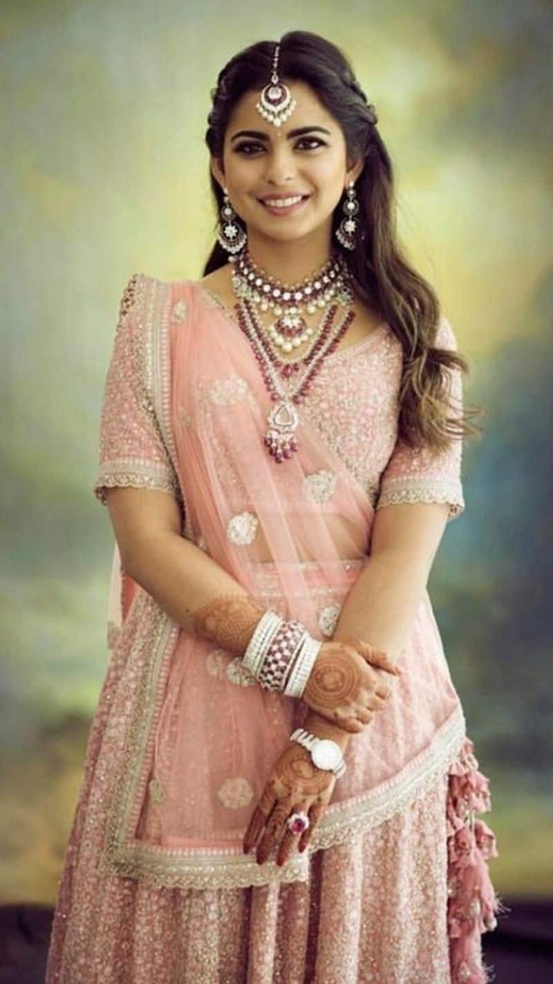 Isha Ambani lehenga saree blouse design collection ideas 2024 kxa 