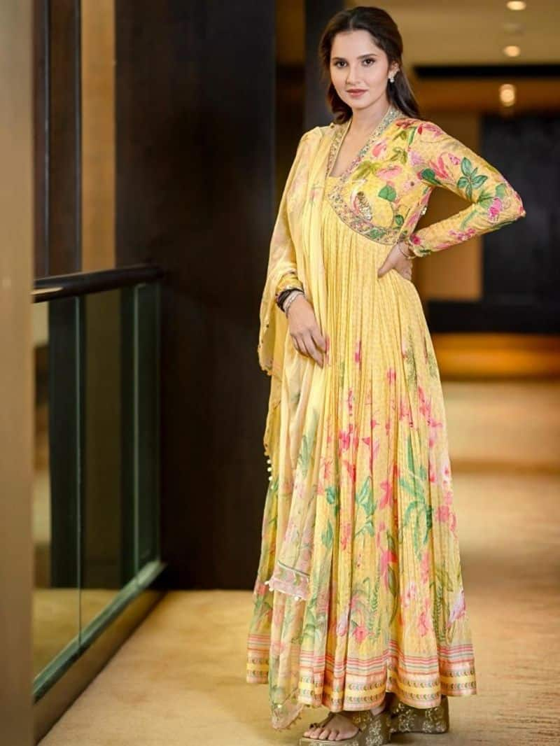 Sania Mirza latest kurta set 2024 zkamn