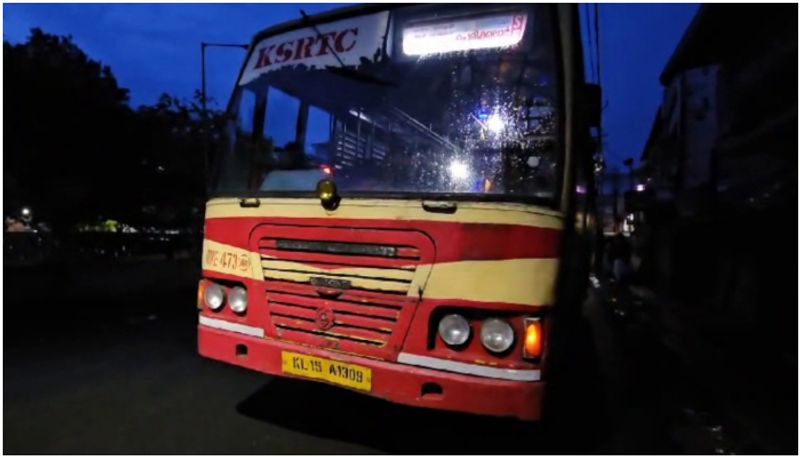 ksrtc bus driver chest pain while driving bus in thamarassery