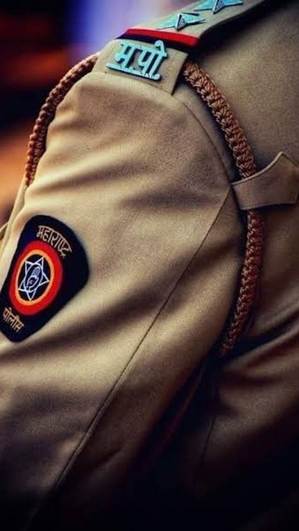 <p>अगर पुलिस आपकी शिकायत पर भी रिपोर्ट दर्ज नहीं कर रही है तो पीड़ित को दिक्कतों का सामना पड़ता है लेकिन क्या आप जानते हैं FIR दर्ज ना होने पर आप पुलिस की भी शिकायत कर सकते हैं।</p>
