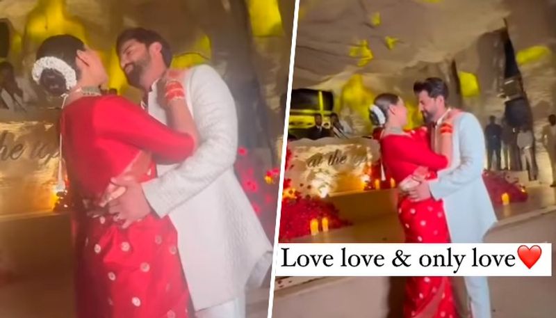 Sonakshi Sinha, Zaheer Iqbal dances on 'Afreen Afreen' as man and wife; blushes hard [WATCH] ATG