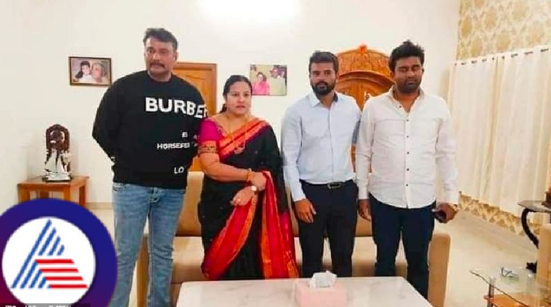 Actor darshan sooraj revanna prajwal with bhavani revanna photos in one frame goes viral rav