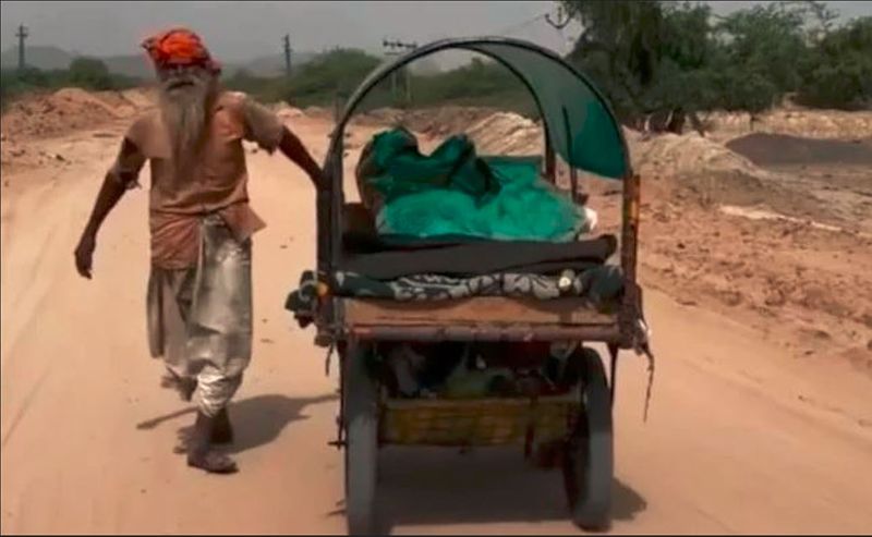 an Independent old man kills self after his working video goes viral in Rajasthan akb