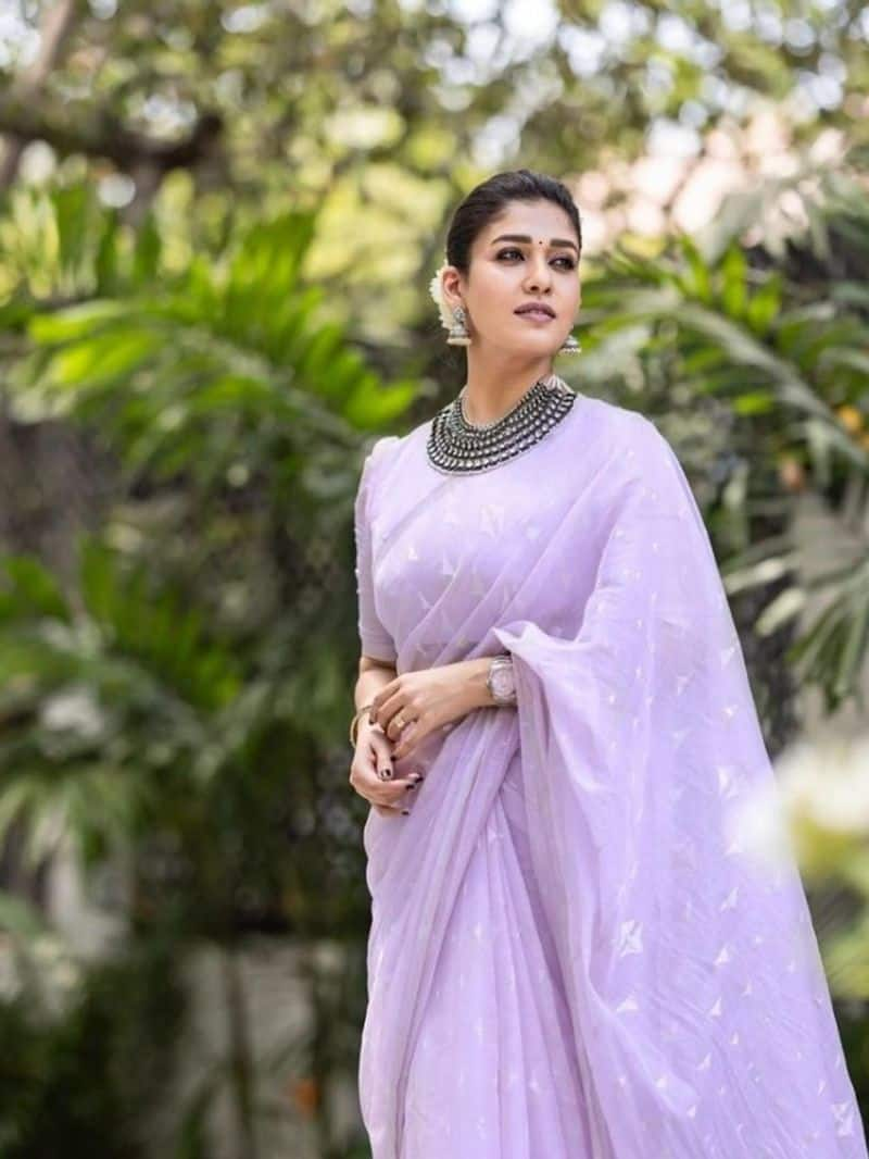 Nayanthara latest saree image zkamn