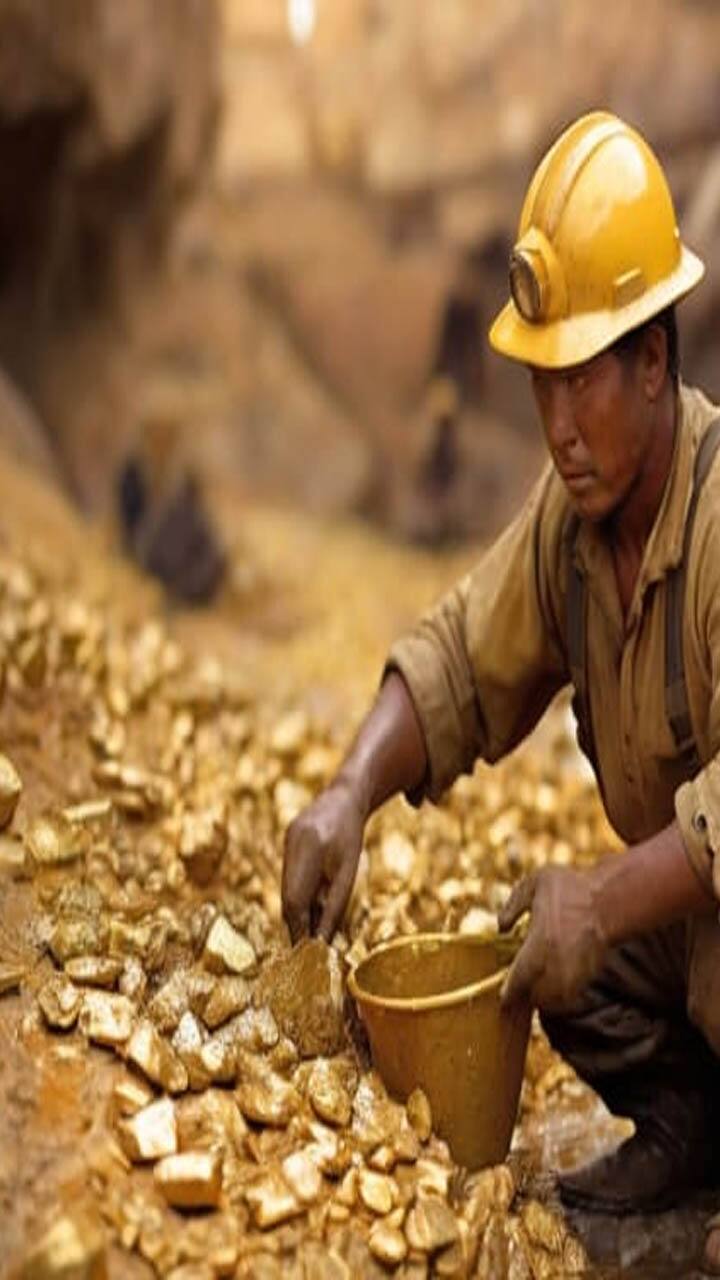 Top 10 Biggest Gold Mines in the World 