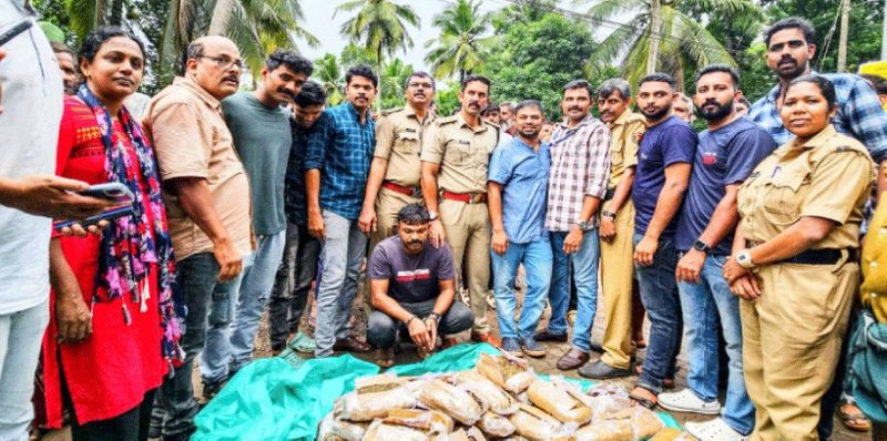 44 year old man held with possession of 50 kilogram ganja in malappuram Manjeri