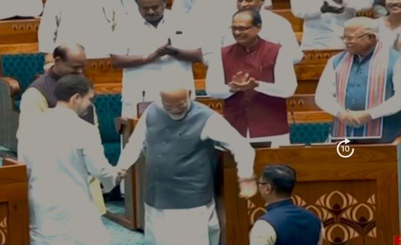 After welcoming the new Speaker of the Lok Sabha, Rahul and Modi shake hands with each other akb