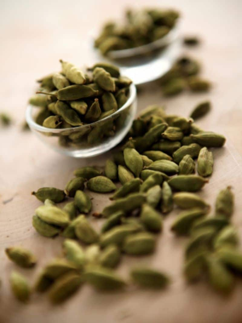 health benefits of eating cardamom