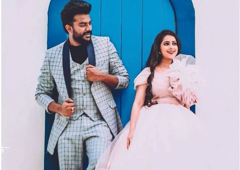 Is Chandan Shetty getting married to Sanjana Anand? Here's what the singer has to say RBA