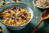 5 Nutrient-Packed Oatmeal Recipes Perfect for Weight Loss Breakfast NTI