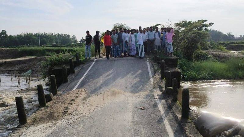 4th-bridge-collapse-in-bihar-in-kishanganj mrq