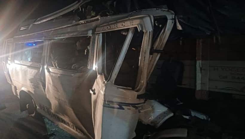 Karnataka: 13 killed in road accident as TT collides with lorry in Haveri