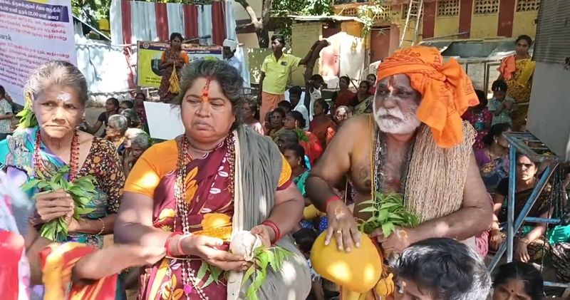 tribal people protest in madurai for demanding community certificate vel