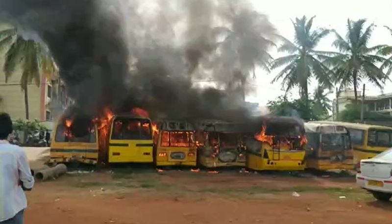 Multiple buses catch fire near nursing home at Hegganahalli cross in Bengaluru vkp