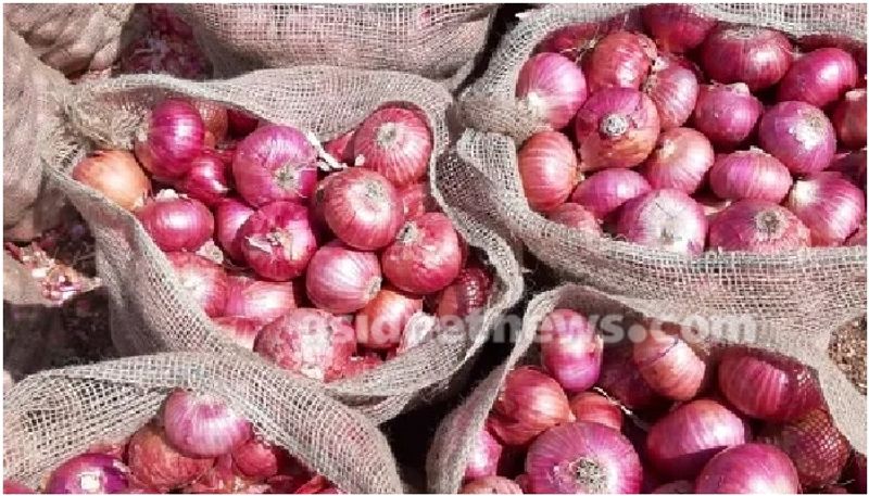 Onion price has touched the mark of 80 rs in Bengaluru grg 