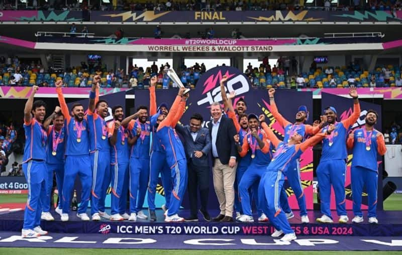 India erupts in celebrations: Vande Mataram, firecrackers, dhol, dance and more mark T20 WC triumph (WATCH)