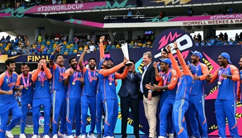 The T20 World Cup trophy winning Indian team players are forced to eat on paper plates as they are stuck in Barbados Due to Hurricane Beryl rsk