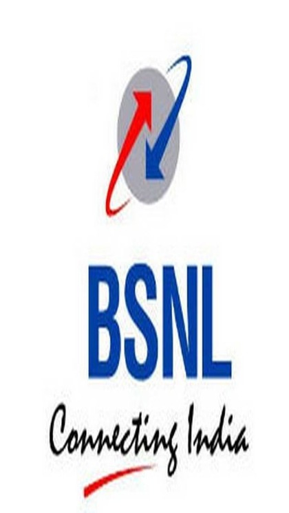 <p>एक तरफ जहां प्राइवेट सेक्टर की टेलीकाॅम कंपनियां Jio, Airtel और Vi अपने रिचार्ज प्लांस रेट बढ़ा दिए हैं, तो वहीं सरकारी कंपनी BSNL अपने यूजर्स को एक्स्ट्रा बेनीफिट दे रही है। </p>
