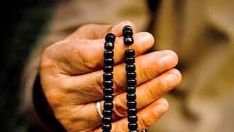 Mantras: ఏడు రోజులకు ఏడు మంత్రాలు.. ఇవి జపించి పనులు చేస్తే విజయం మీసొంతం