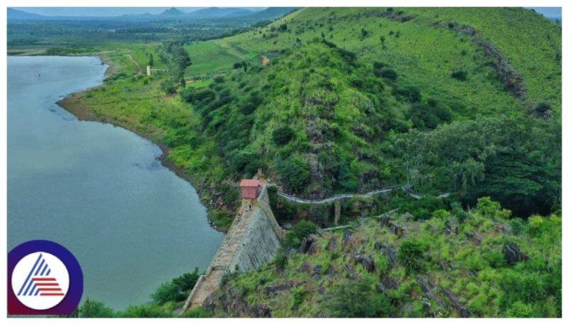 High Court issued notice to  Karnataka  government to top diverting theBorana Kanive Dam chikkanayakanahalli gow