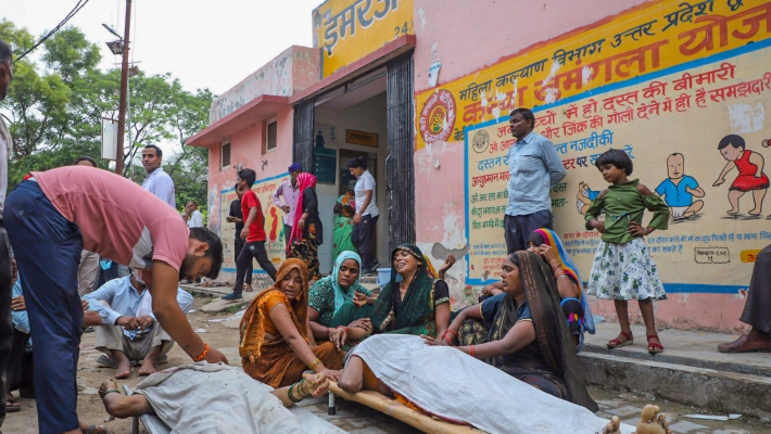 UP Hathras stampede death toll rise to 134 in prayer meeting  hunt for bhole baba Rya