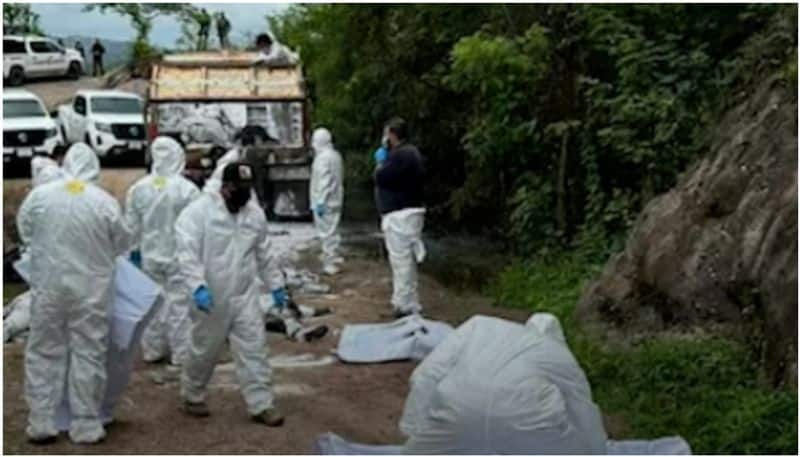 Gang violence in Mexico 19 bodies discovered in Truck