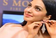 Kiara Advani stylish jhumka jewelry  zkamn