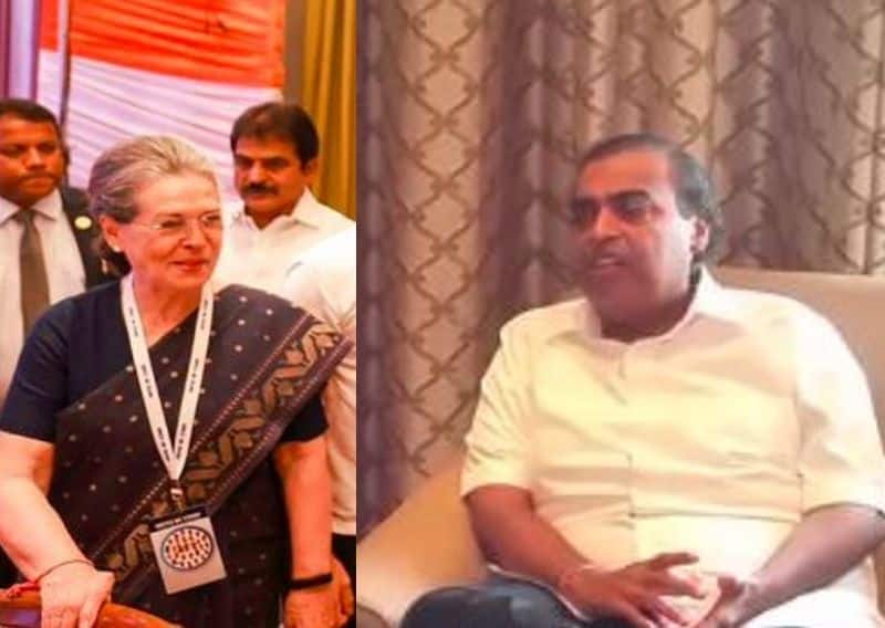 Businessman Mukesh Ambani Visits Congress Leader Sonia Gandhi's Residence: Invitation to Son anant ambani wedding akb