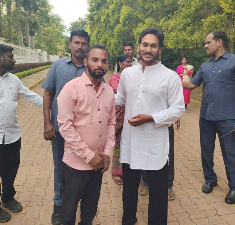 YSR Congress Party Chief YS Jaganmohan Reddy New Look AKP