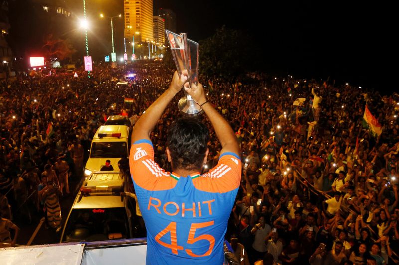 He was a beast Hugh Jackman praises Rohit Sharma 