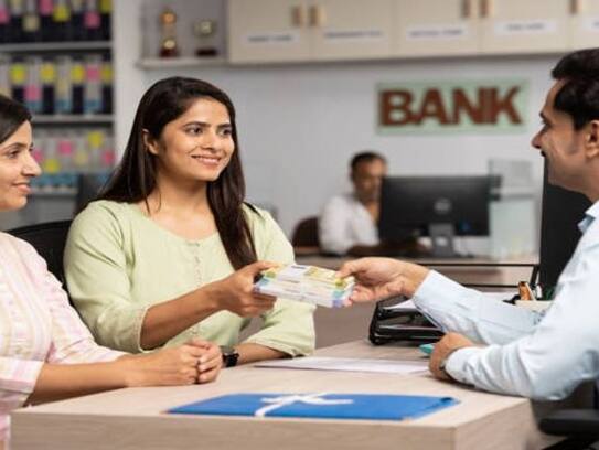 Bank Account Transaction Rules Limit of cash deposit and withdrawal in savings account as per income tax  know the rules of IT department XSMN