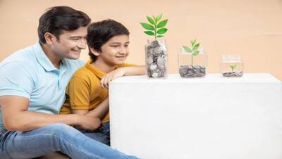 सरकारी स्कीम्स: NPS और PPF में से किसमें इन्वेस्टमेंट है रिस्क फ्री- कहां मिलता है बेहतर ऑप्शन- यहां जाने 