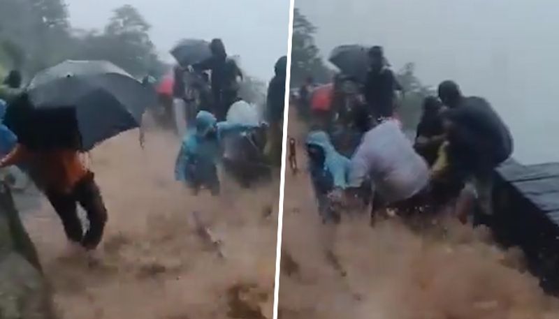 Tourist stranded at raighad fort after heavy rainfall and flood ckm