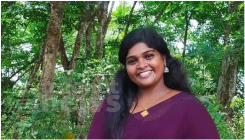 Accident at Kollam Kottarakkara CPI district committee member dies