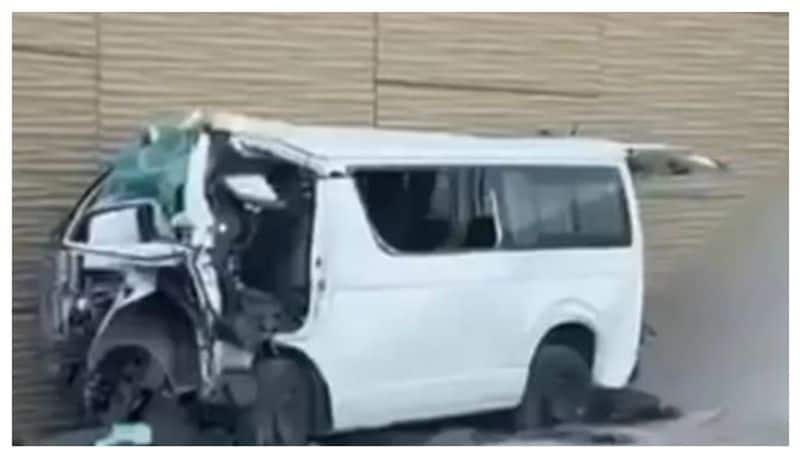 kuwait vehicle accident injured people  undergoing treatment 