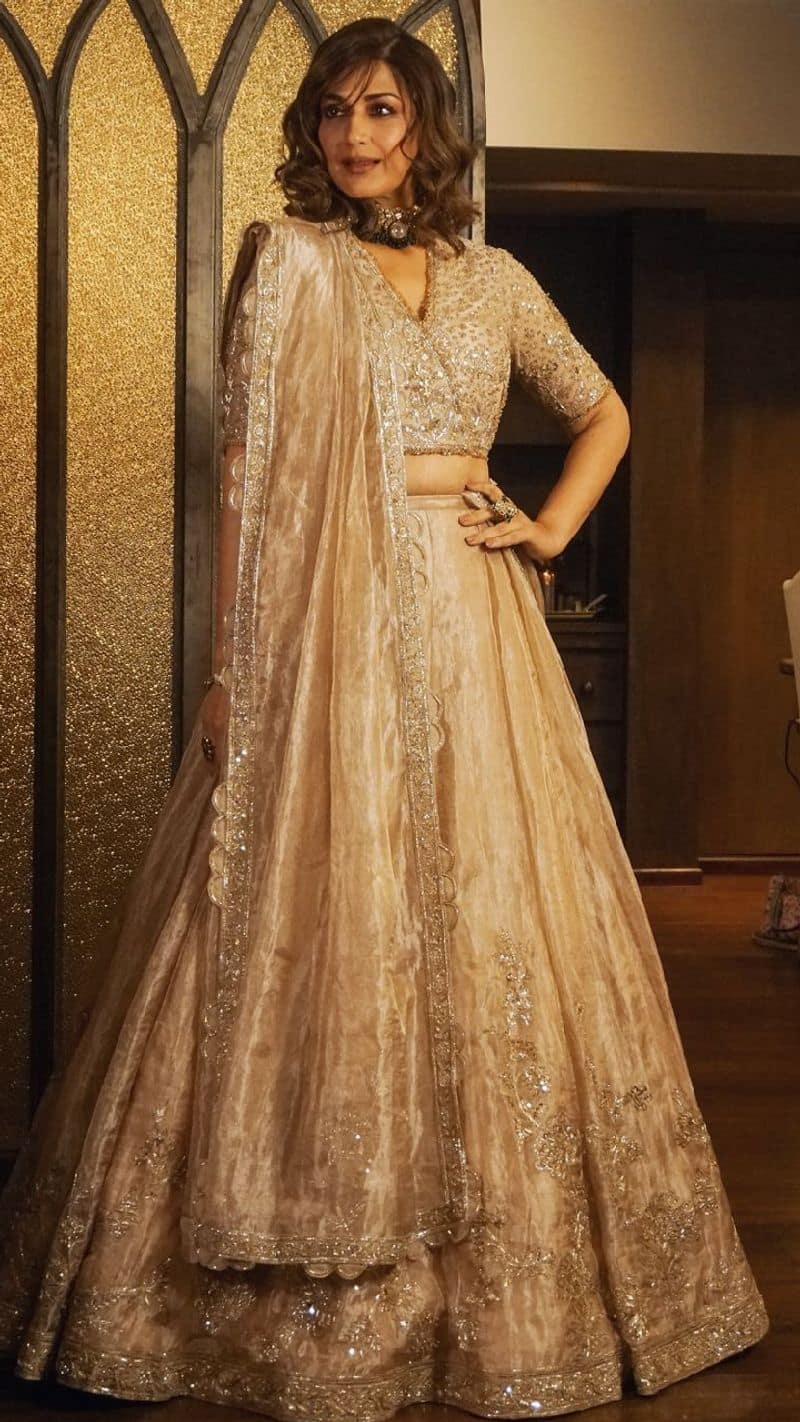 Sonali Bendre trendy saree suit Ethenic Dress idea for women xbw