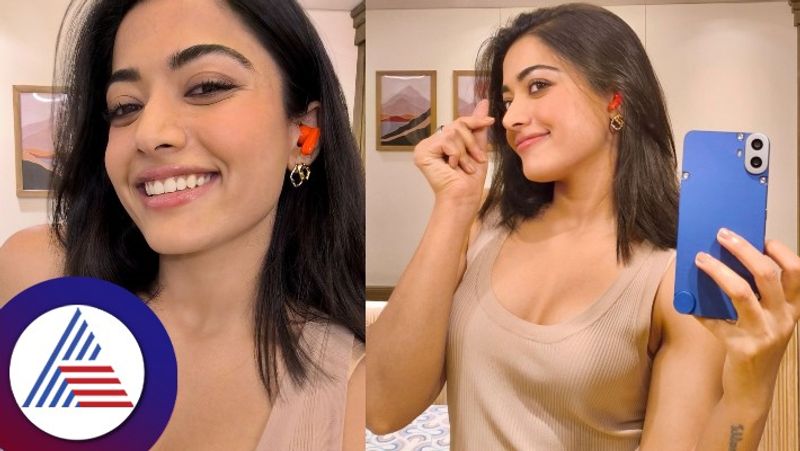 actress rashmika mandanna blushes at this one thing here are the details gvd