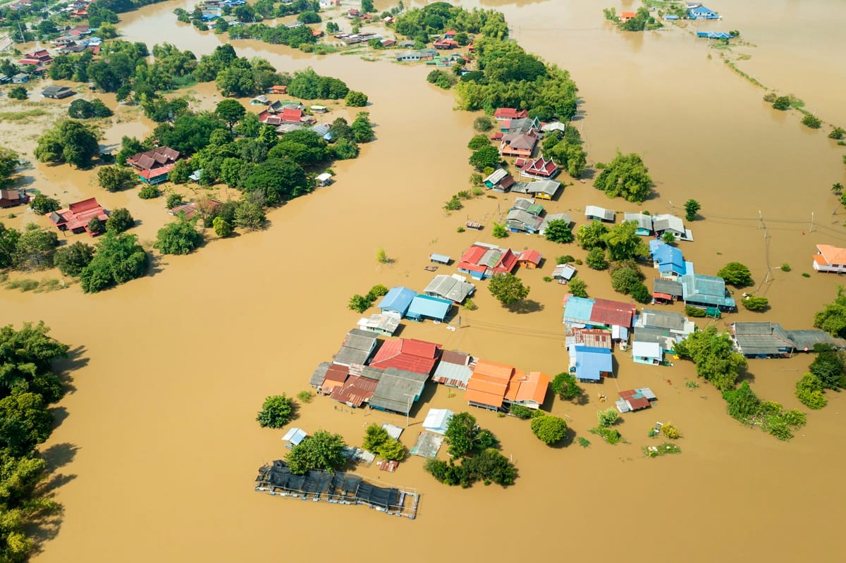 Flood In Bihar s Muzaffarpur After Bagmati River's Water Level Rises people evacuated from house 