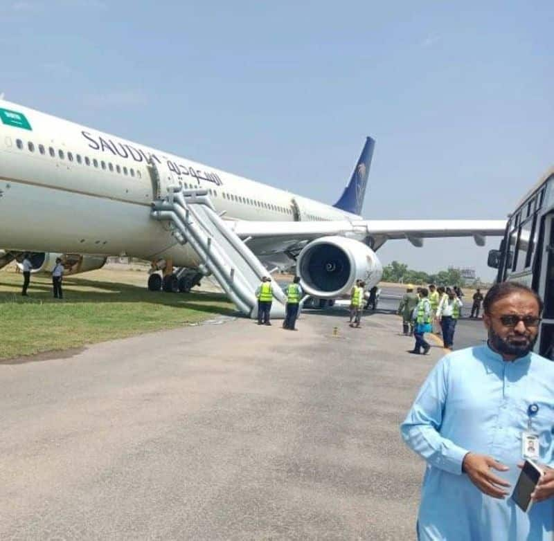 Saudi flight catches fire during landing in Peshawar