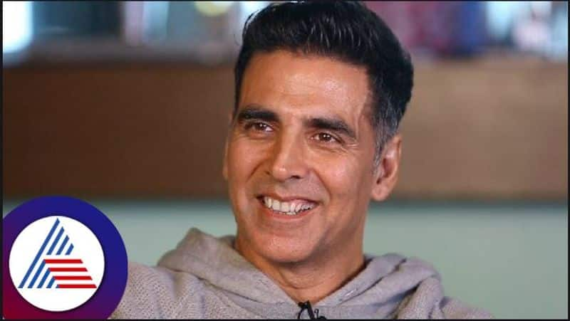 Bolywood actor Akshay kumar tests positive for covid19 stays away ambani wedding vcs