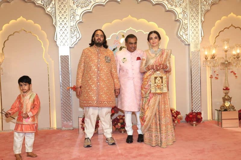 Do you know what is special about the item 'raman divo' held by Nita Ambani in Anant Ambani Radhika Merchant Wedding? RMA