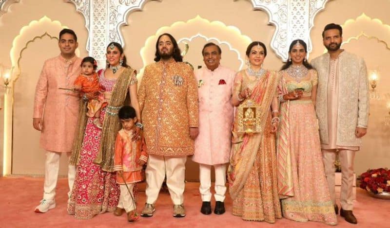 Anant Ambani and Radhika Merchant wedding photos AKP