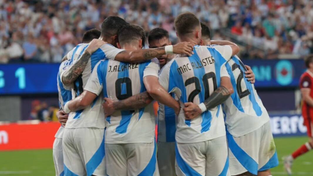 ARGENTINA FOOTBALL TEAM