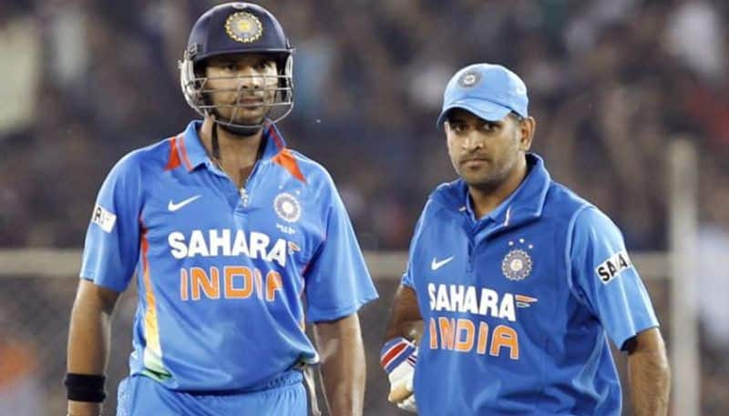 What caused Yuvraj Singh and Dhoni to split up as friends? rsk