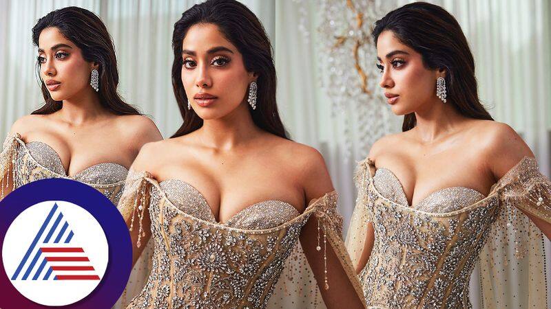 Bollywood Janhvi Kapoor looking gorgeous in Anant ambani Radhika merchant marriage programme sat