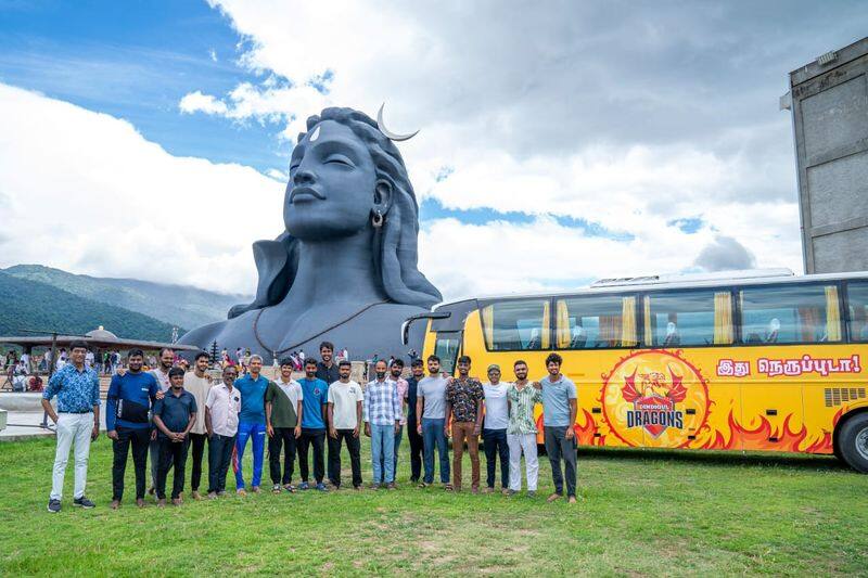 TNPL Dindigul Dragons visit Isha foundation in Coimbatore sgn