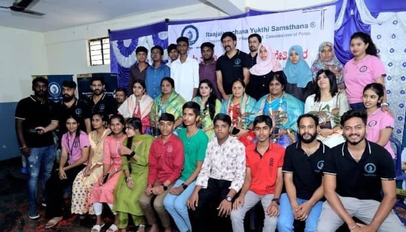 Bengaluru Lokayuktha ACP helps many students pass SSLC supplementary exams vkp