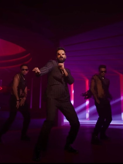 Vicky Kaushal's dance steps in the song 'Tauba Tauba'