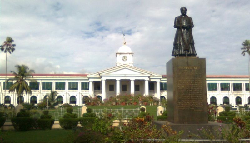 13 varieties of vegetables and 1200 flower seedlings to be planted in secretariat garden for Onam this year